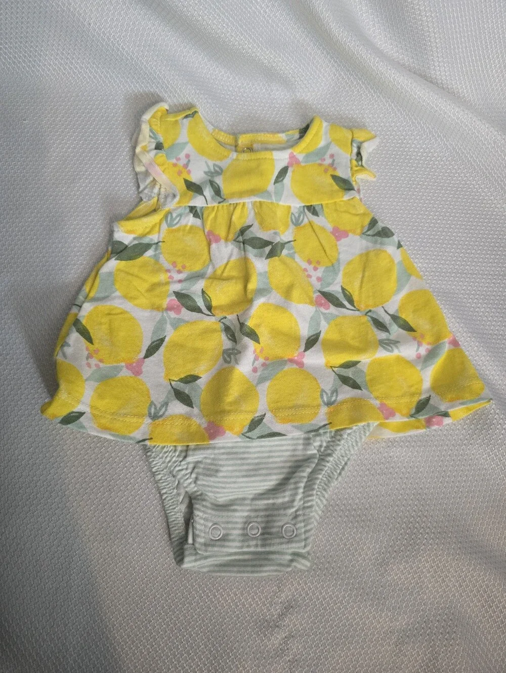 🧡5/$15- Carter's Romper